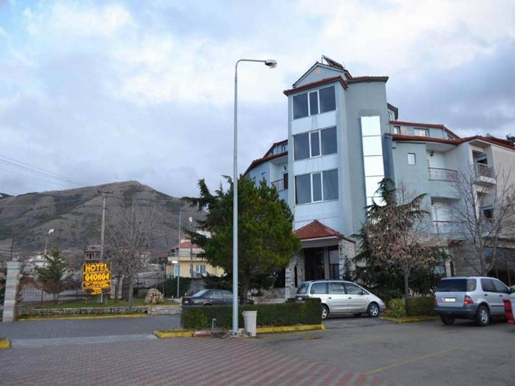 Hotel George Korça Kültér fotó