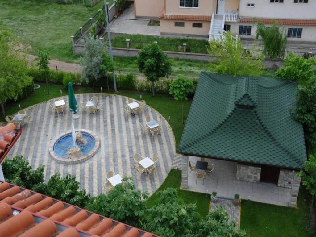 Hotel George Korça Kültér fotó