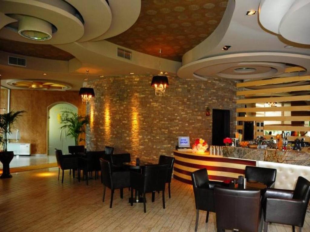 Hotel George Korça Kültér fotó